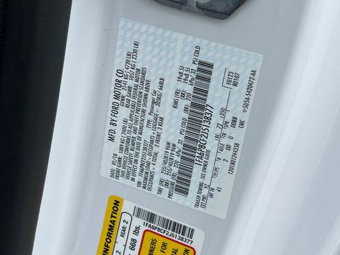 Used 2018 Ford Mustang GT Premium w/ Safe & Smart Package image 40