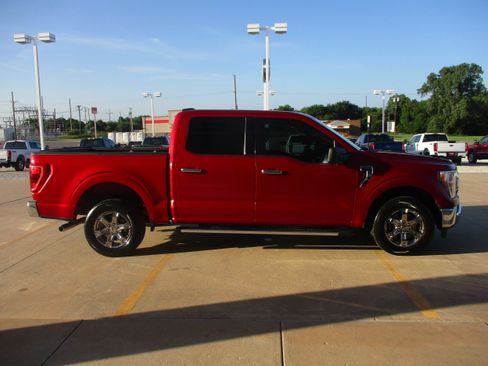 Used 2022 Ford F150 XLT w/ Equipment Group 301A Mid RWD image 13