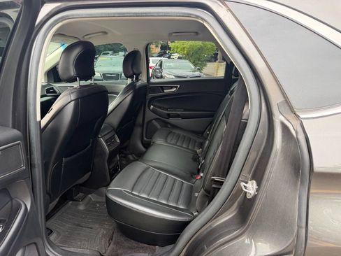 Used 2016 Ford Edge SEL w/ Equipment Group 201A AWD/4WD image 10