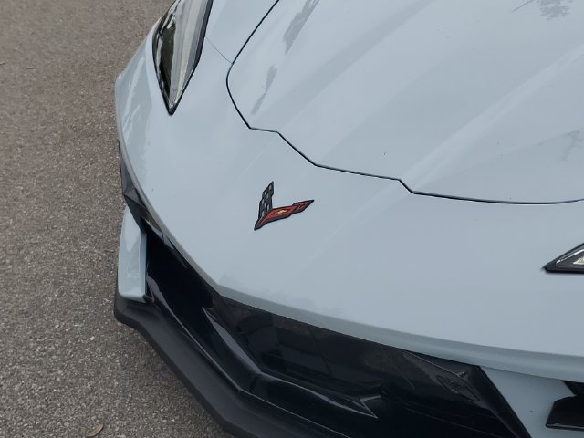 Used 2023 Chevrolet Corvette Stingray Premium Conv w/ Z51 Performance Package RWD image 9