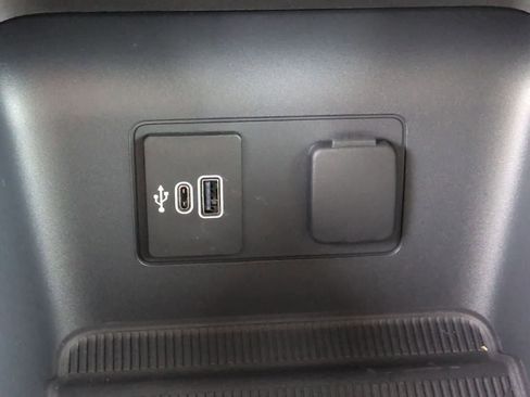 New 2026 Ford Explorer Active image 32