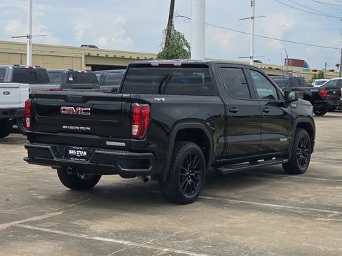 Used 2022 GMC Sierra 1500 Elevation w/ LPO, Elevation Black Package AWD/4WD image 3