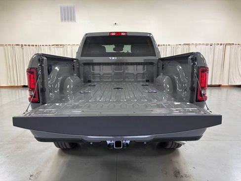 New 2026 RAM 2500 Tradesman AWD/4WD image 9