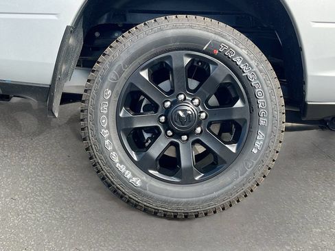 New 2026 RAM 2500 Laramie AWD/4WD image 32