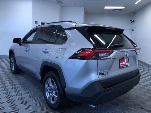 Used 2025 Toyota RAV4 XLE AWD/4WD image 13