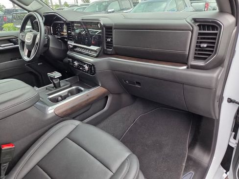 New 2026 GMC Sierra 1500 SLT w/ SLT Premium Plus Package AWD/4WD image 16
