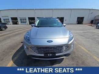 Used 2022 Ford Escape Titanium w/ Titanium Elite Package AWD/4WD video 2