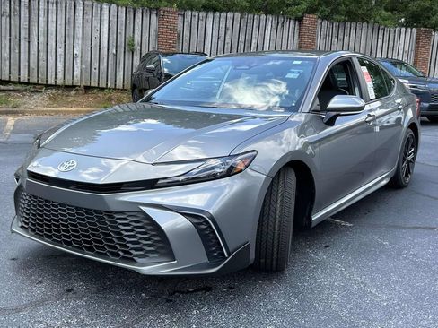 New 2026 Toyota Camry SE FWD image 7