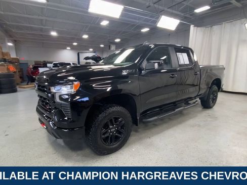 Used 2024 Chevrolet Silverado 1500 LT Trail Boss w/ LT Trail Boss Premium Package AWD/4WD image 6