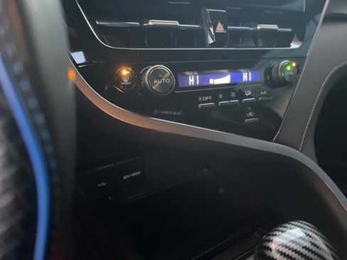 Used 2024 Toyota Camry SE image 24