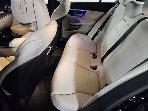 Used 2023 Mercedes-Benz C 300 Sedan image 19