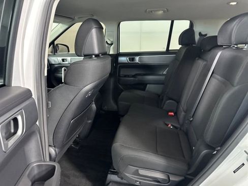 Used 2025 Hyundai Santa Fe SE image 26