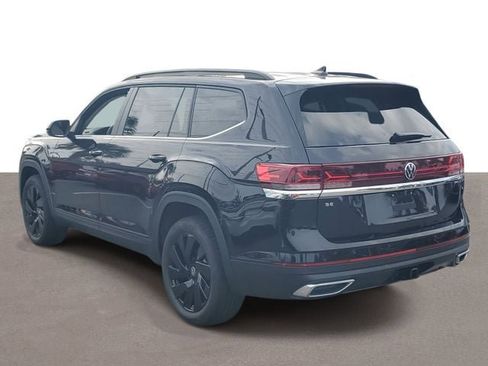 New 2026 Volkswagen Atlas SE image 3