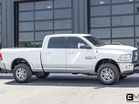 Used 2015 RAM 2500 Laramie AWD/4WD image 8
