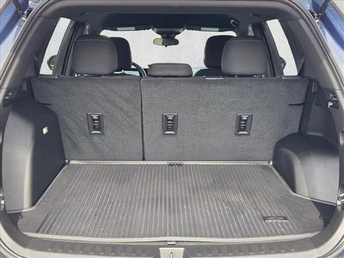 New 2026 Chevrolet Equinox LT w/ LPO, Floor Liner Package image 9
