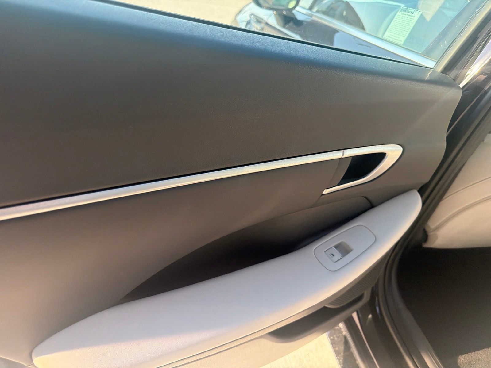 Used 2025 Hyundai Sonata SEL FWD image 10