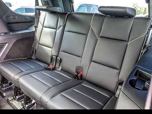 Certified 2024 Cadillac Escalade Premium Luxury AWD/4WD image 17