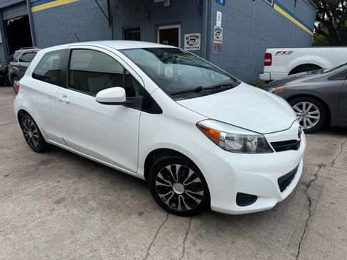 Used 2012 Toyota Yaris LE FWD image 1