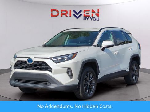 Used 2022 Toyota RAV4 XLE Premium AWD/4WD image 1