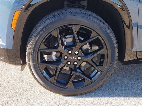 New 2026 Chevrolet Traverse RS image 13