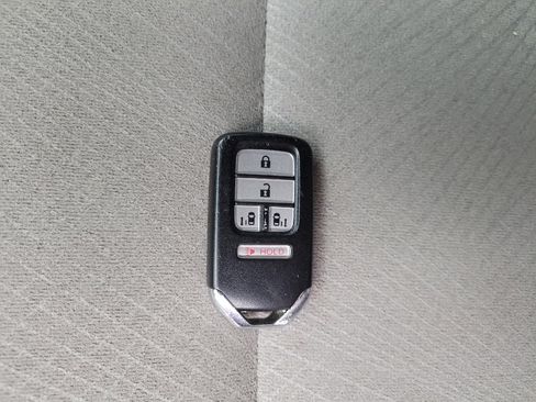 Used 2016 Honda Odyssey SE image 32