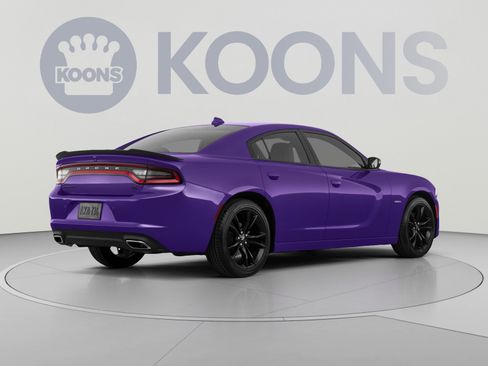 Used 2021 Dodge Charger R/T RWD image 4