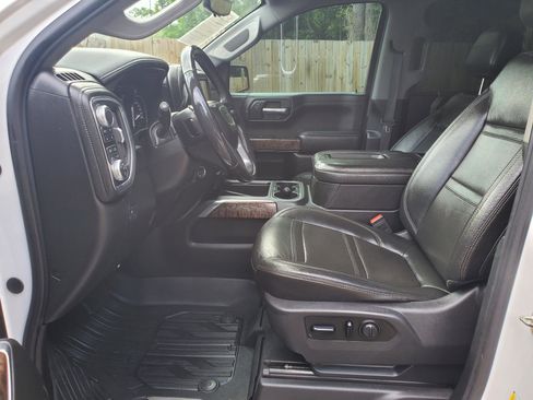 Used 2019 GMC Sierra 1500 Denali w/ Technology Package AWD/4WD image 19