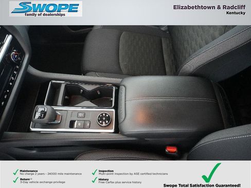 Used 2025 Nissan Pathfinder SV image 27