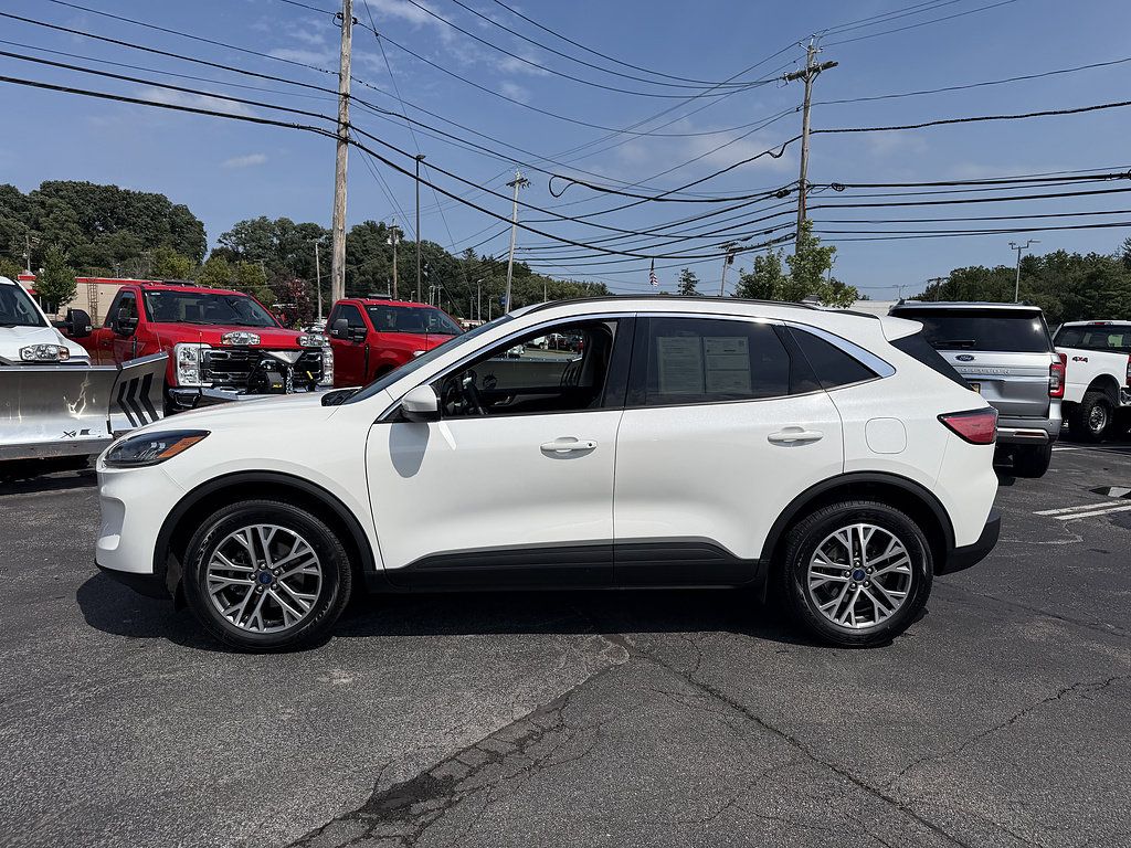 Certified 2022 Ford Escape SEL AWD/4WD image 4