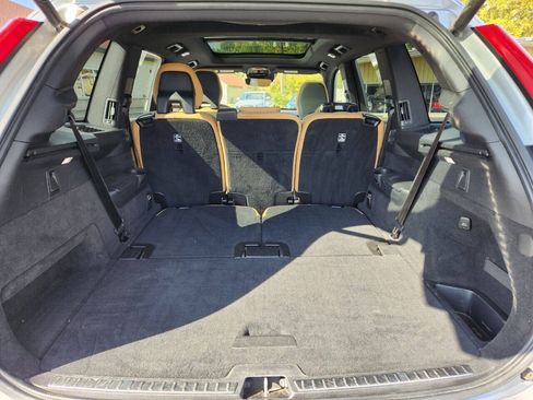 Used 2019 Volvo XC90 T6 Momentum w/ Advanced Package AWD/4WD image 6