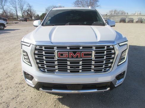 New 2026 GMC Yukon XL Denali image 10
