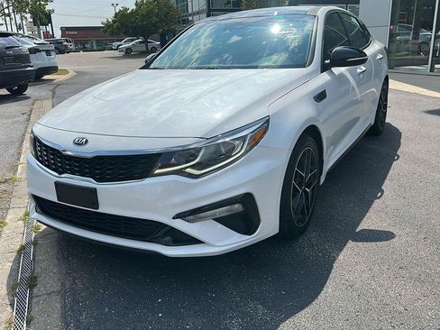 Used 2020 Kia Optima SE FWD image 7