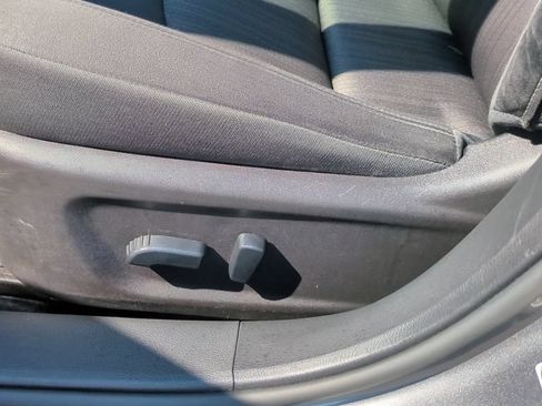 Used 2024 Nissan Altima 2.5 SV FWD image 12