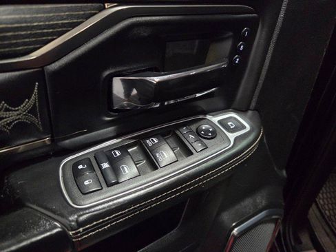 Used 2022 RAM 2500 Limited image 33