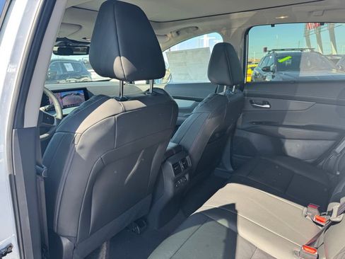 New 2026 Nissan Murano Platinum w/ Cargo Package AWD/4WD image 16