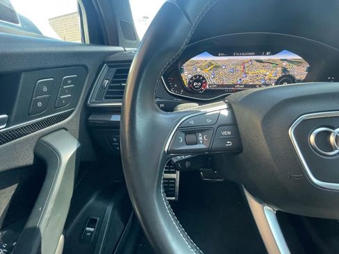 Used 2018 Audi SQ5 Premium Plus w/ S Sport Package image 17