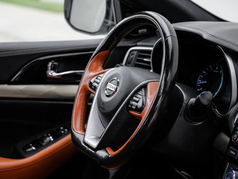 Used 2020 Nissan Maxima Platinum w/ Reserve Package FWD image 23