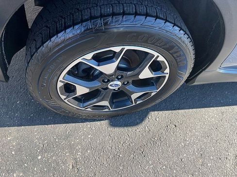Used 2018 Subaru Crosstrek 2.0i Premium image 11