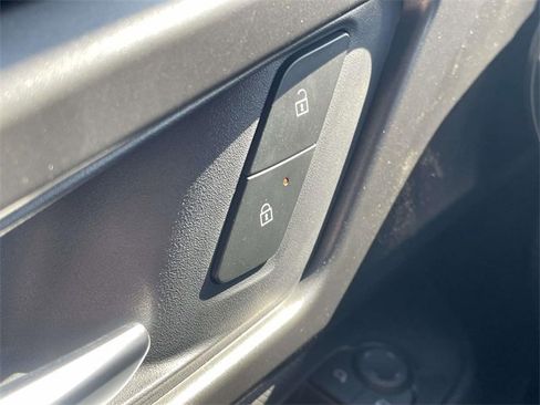 New 2026 Chevrolet Equinox EV LT image 16