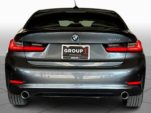 Used 2019 BMW 330i Sedan w/ Convenience Package image 4