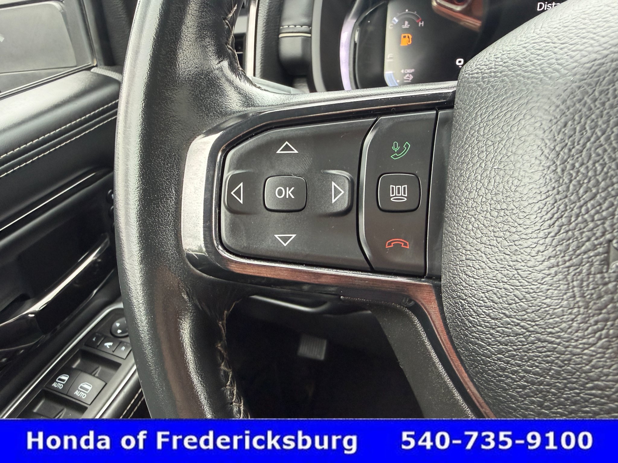 Used 2023 RAM 2500 Limited AWD/4WD image 24