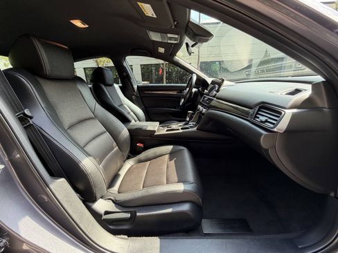 Used 2020 Honda Accord Sport image 15