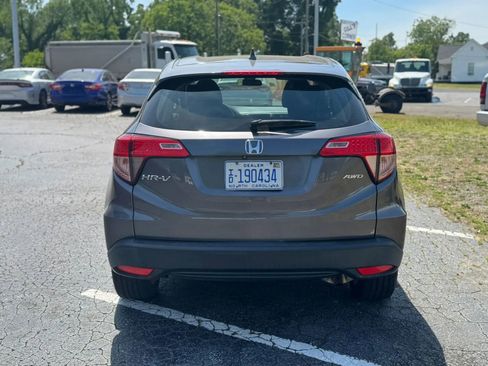 Used 2016 Honda HR-V LX image 6