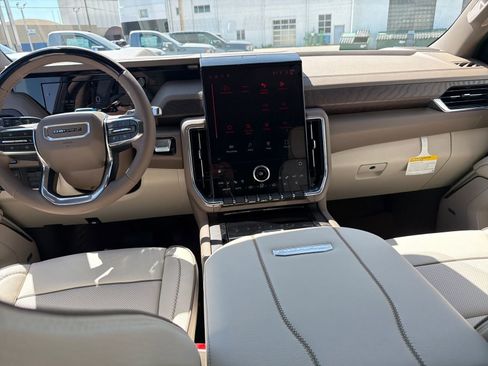 New 2026 GMC Yukon XL Denali w/ Denali Reserve Package AWD/4WD image 30