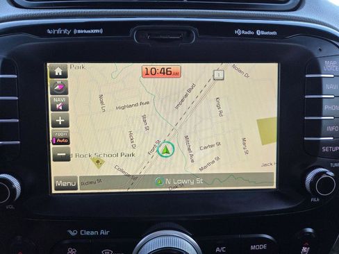 Used 2015 Kia Soul + w/ Primo Package FWD image 31