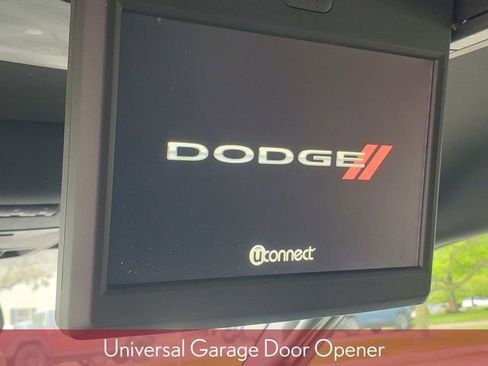 Used 2017 Dodge Grand Caravan SXT w/ Driver Convenience Group FWD image 32