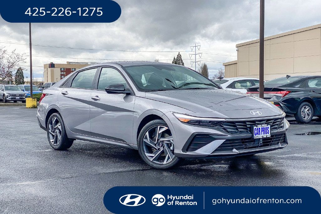 Certified 2026 Hyundai Elantra SEL FWD image 1