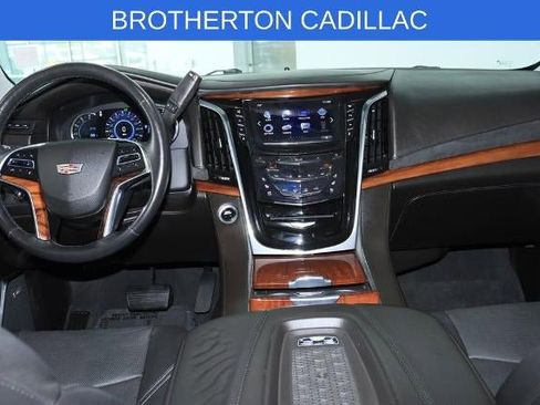 Used 2016 Cadillac Escalade ESV Premium AWD/4WD image 31