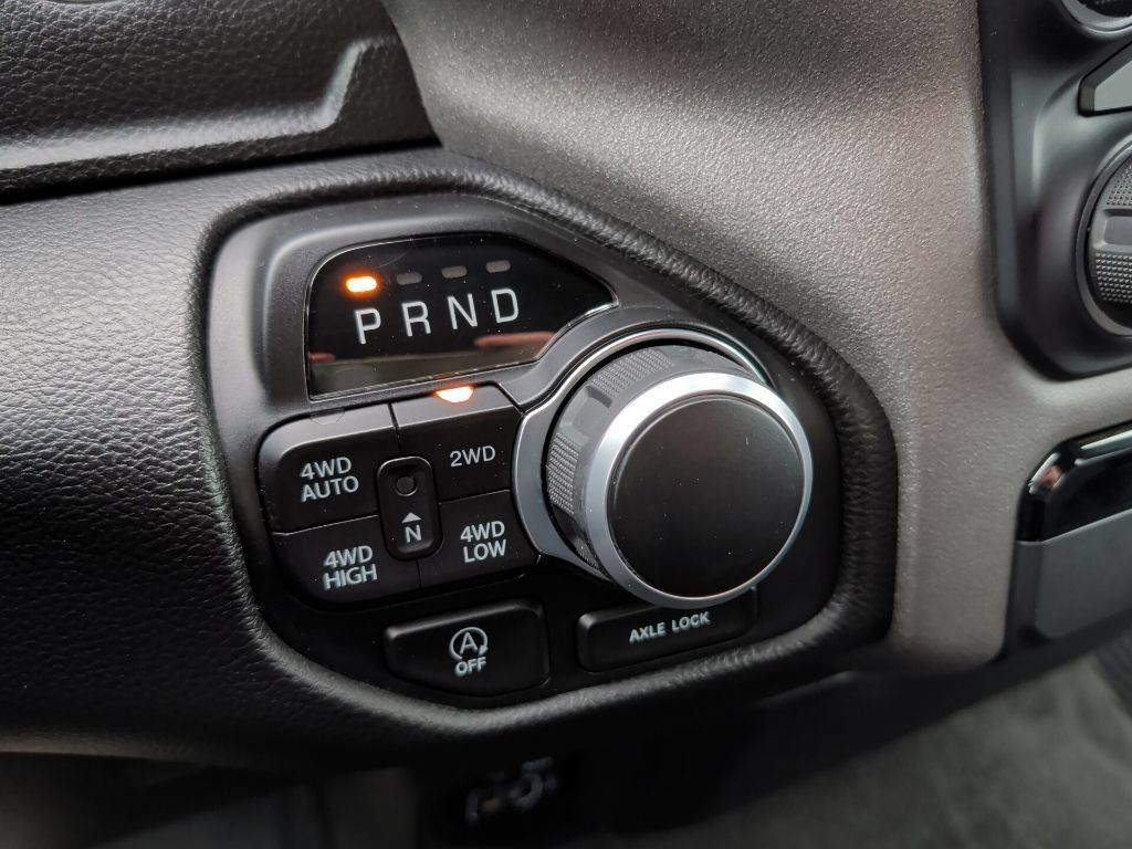 Used 2023 RAM 1500 Big Horn AWD/4WD image 29