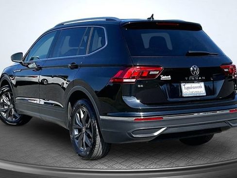 Used 2024 Volkswagen Tiguan SE FWD image 4